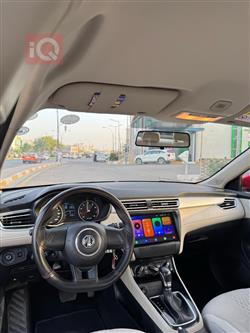 ئێم جی 5